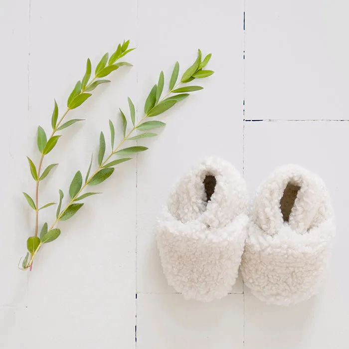 ADVICE Baby Article Two Vegan Shearling Booties Cloud White Cream