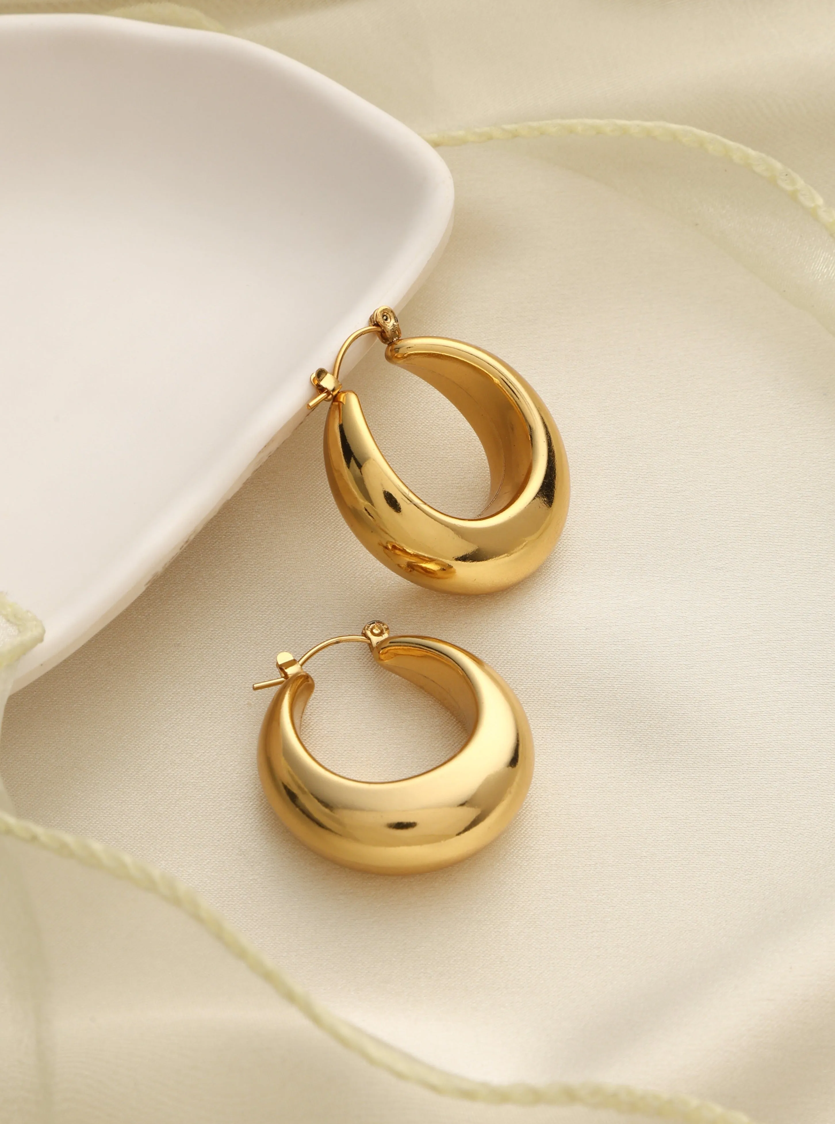 Eva Chunky Round Hoops