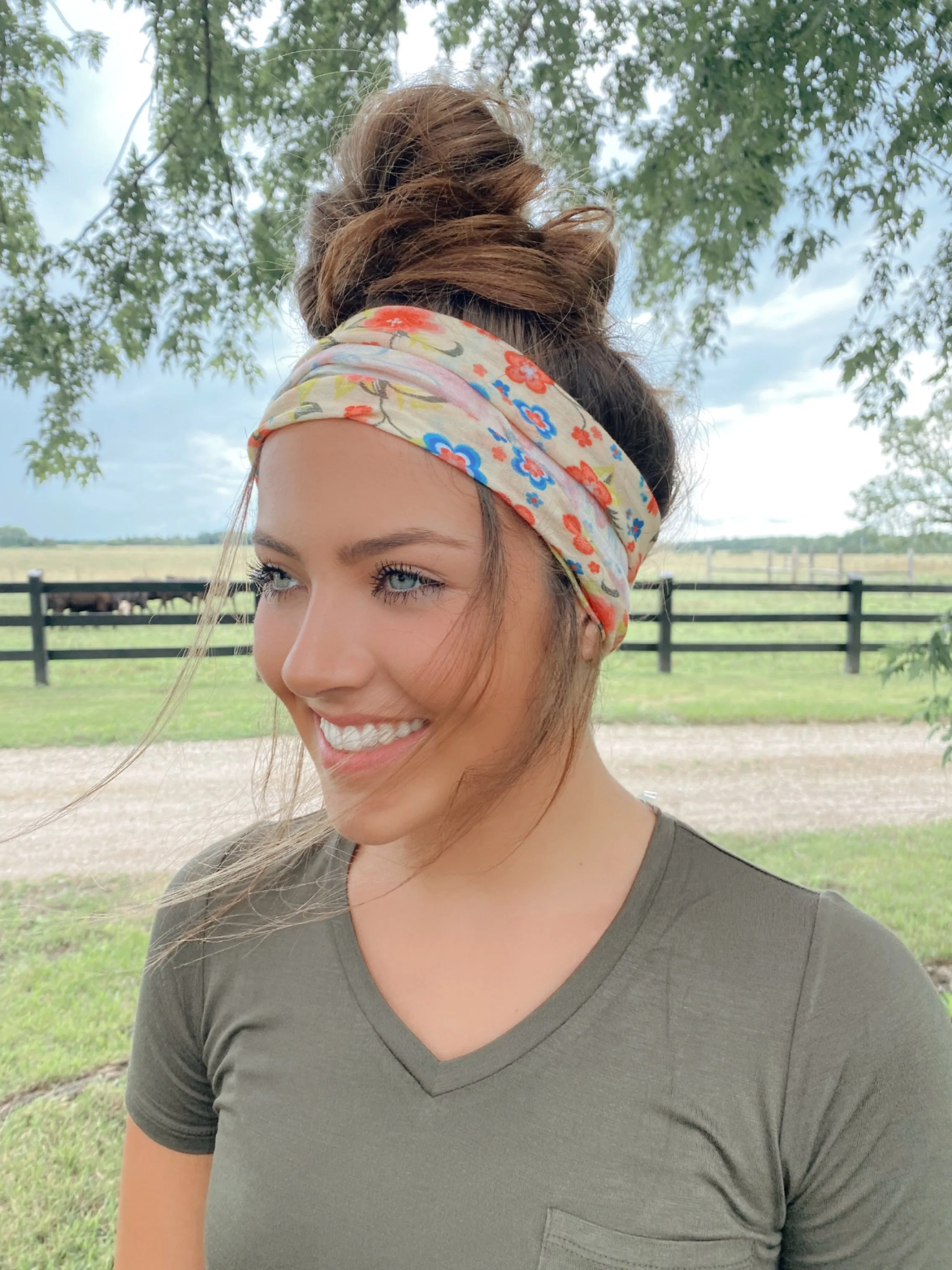 Ivory Floral Stretchy Headwrap