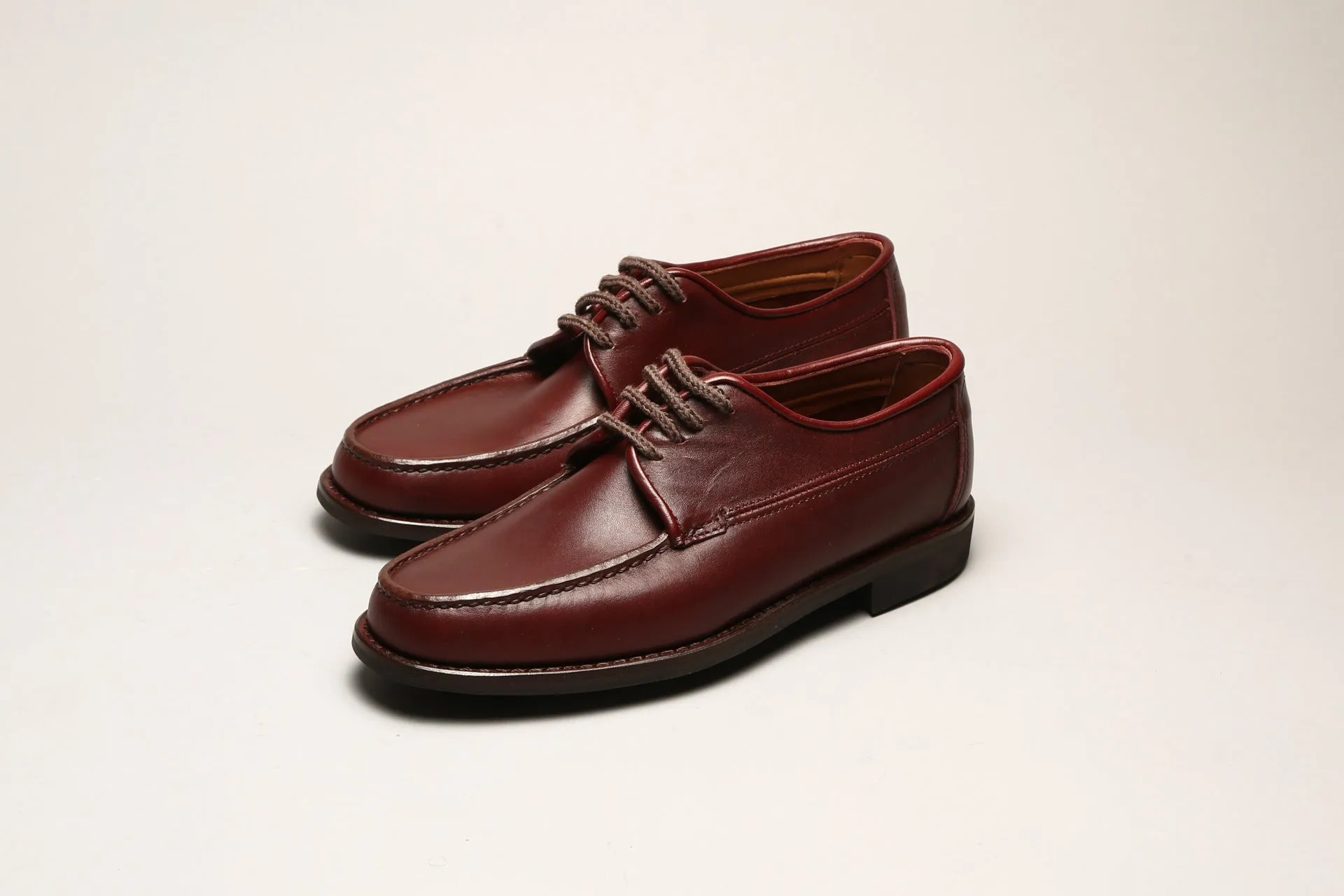 Moccasin Canadiense 4907 Burgundy