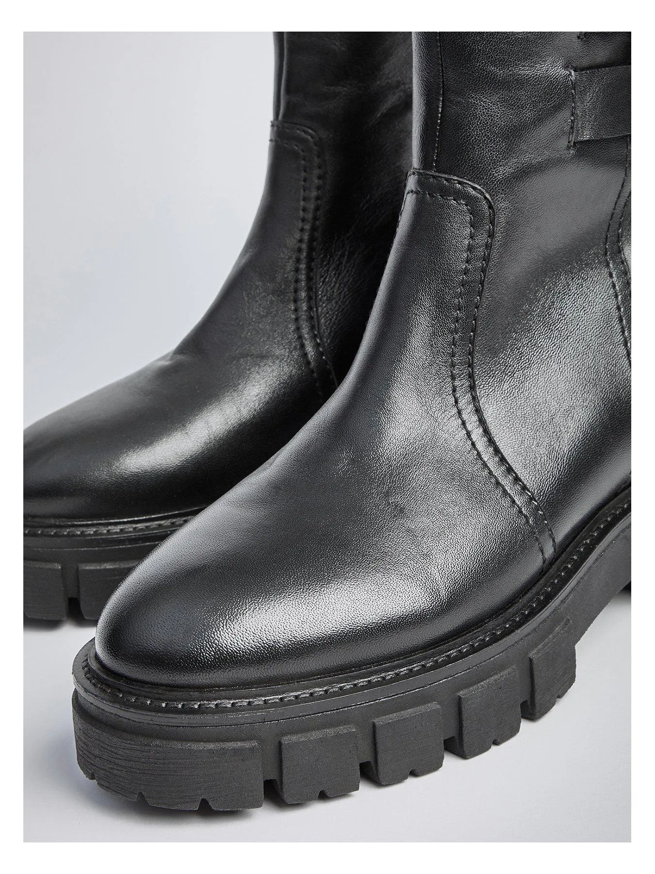 Pod Kiera Ankle Boots - Black