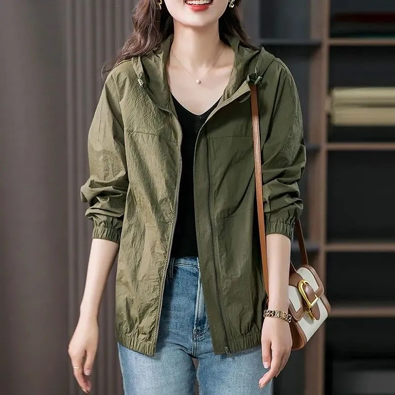 Summer hooded lightweight short jacket for women