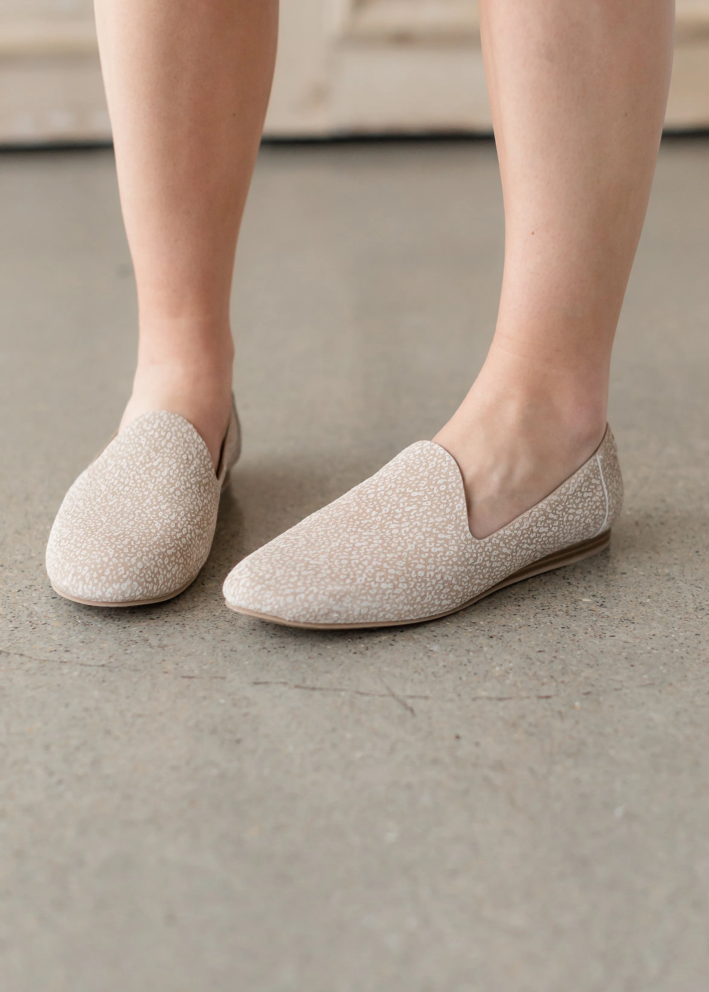 TOMS Darcy Closed Toe Slip On Shoe - FINAL SALE