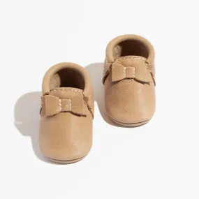 Weathered Brown Bow Baby Shoe