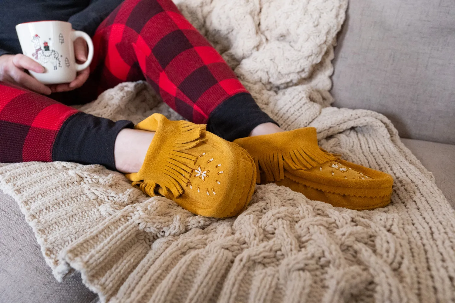 Women's Fringed Soft Sole Suede Beaded Moccasins